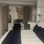 Palacete Frente Al Casco Viejo De Apartmán Bilbao