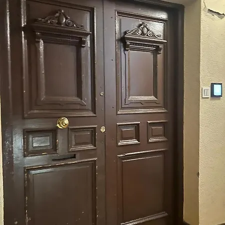 Palacete Frente Al Casco Viejo De * 빌바오