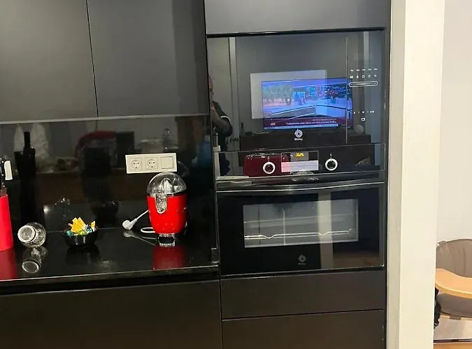 Palacete Frente Al Casco Viejo De * Bilbao