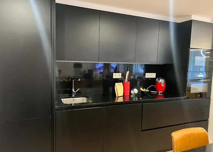 Apartment Palacete Frente Al Casco Viejo De Bilbao