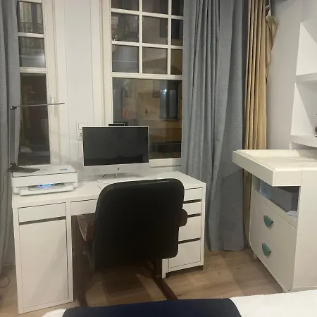 Palacete Frente Al Casco Viejo De *